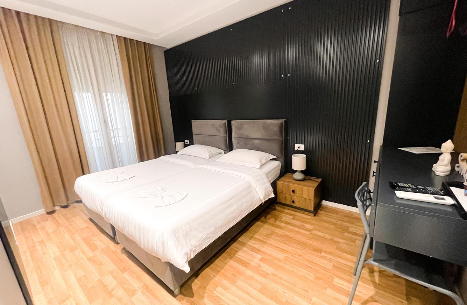 Aparthotel Escape